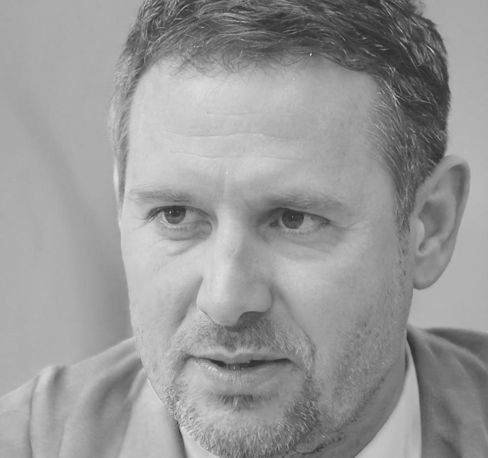 Retrato profissional de Cláudia Varela